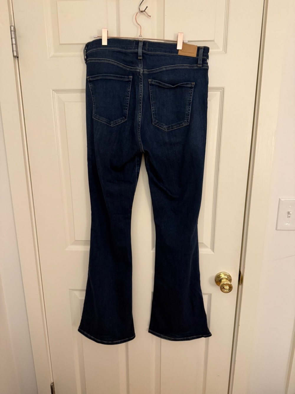 Citizens Of Humanity Lilah Blue High-Rise Flared Jeans - Picture 4 of 13